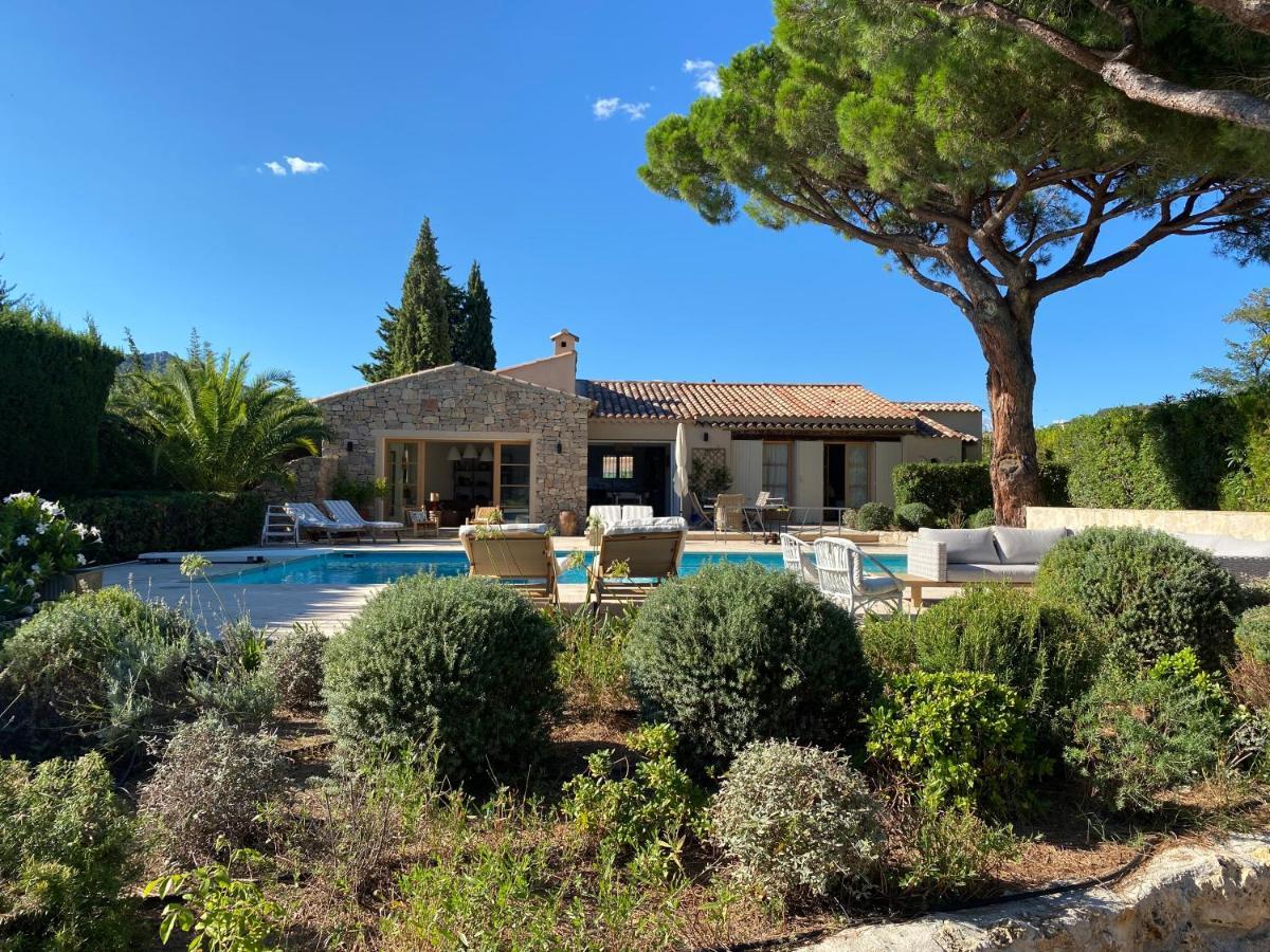 Lovely "Provence" Villa With Sea View, Private Heated Pool, Airco And Beautiful Garden Grimaud Eksteriør bilde
