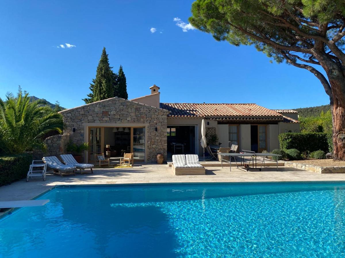 Lovely "Provence" Villa With Sea View, Private Heated Pool, Airco And Beautiful Garden Grimaud Eksteriør bilde